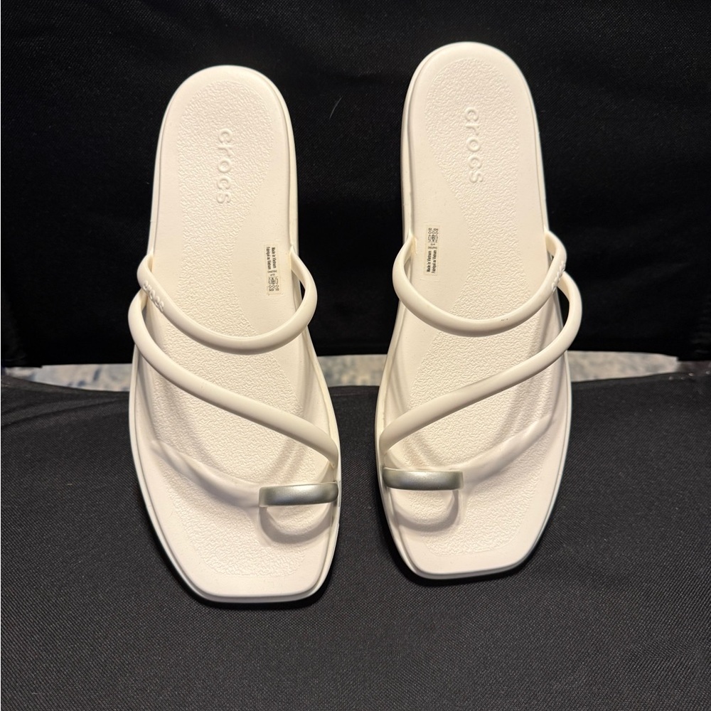 Crocs Women's Miami Toe Loop Sandal